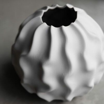 MALMBÄCK | Große weiße Keramikvase | Storefactory