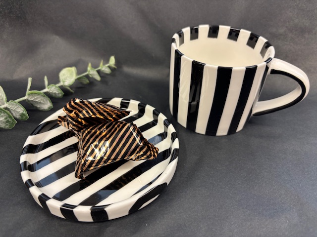 Tasse Luma | Schwarz-weiß – Bild 2